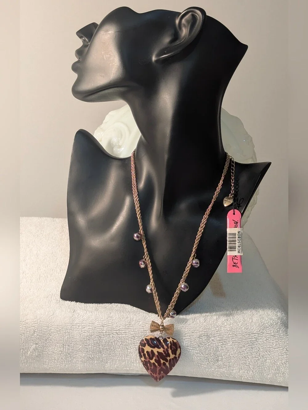 Betsey Johnson NWT Leopard Print Heart Locket Necklace Bow Y2K Whimsy +FREE GIFT - Picture 1 of 6